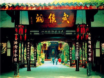 成都4月春光無(wú)限，春季成都周邊旅游景點(diǎn)